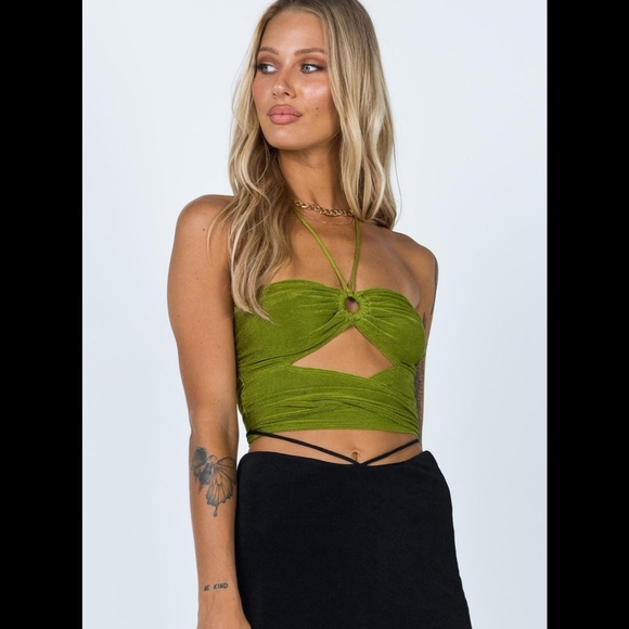Princess Polly Loriella Ring Detail Crop Top - Picture 2 of 8
